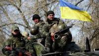Украинские военные привезли жителям Дебальцево гуманитарку. Люди остались довольны